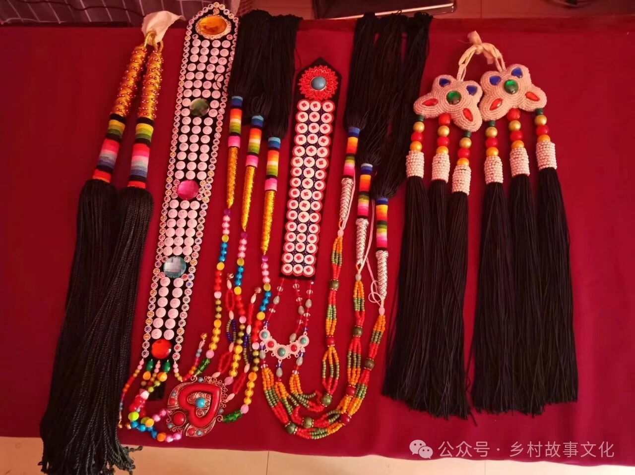 巴州地区服饰及配饰